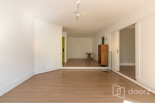 Foto 3 do(a) Apartamento de 2 quartos à venda em Vila Nova Conceição, São Paulo