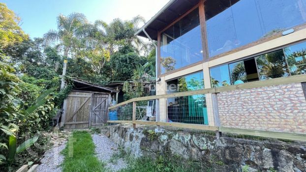 Foto 34 do(a) Casa de 3 quartos à venda em Armação do Pântano do Sul, Florianópolis