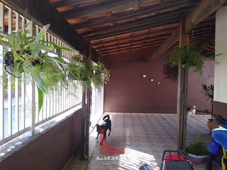 Foto 3 do(a) Casa de 3 quartos à venda em Jardim São Lourenço, Bragança Paulista