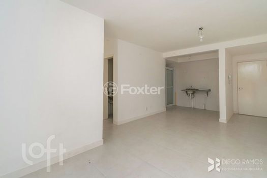 Foto 2 do(a) Apartamento de 3 quartos à venda em Teresópolis, Porto Alegre