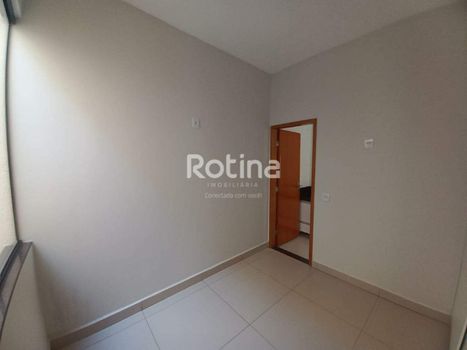 Foto 8 do(a) Casa de 2 quartos para alugar em Shopping Park, Uberlândia