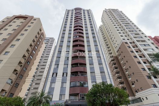 Foto 38 do(a) Apartamento de 3 quartos à venda em Vila Gumercindo, São Paulo