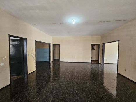 Foto 13 do(a) Sala / Conjunto Comercial false à venda em José Bonifácio, Fortaleza