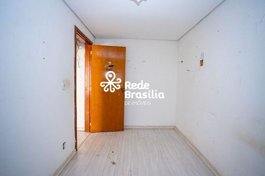 Foto 20 do(a) Casa de 4 quartos à venda em Guará I, Brasília