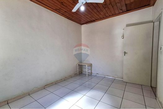 Foto 18 do(a) Casa de 3 quartos à venda em Jardim União, Lins