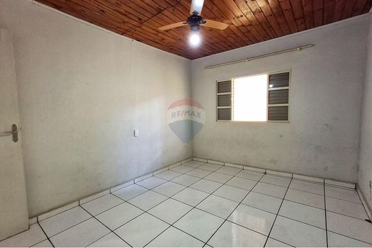 Foto 14 do(a) Casa de 3 quartos à venda em Jardim União, Lins