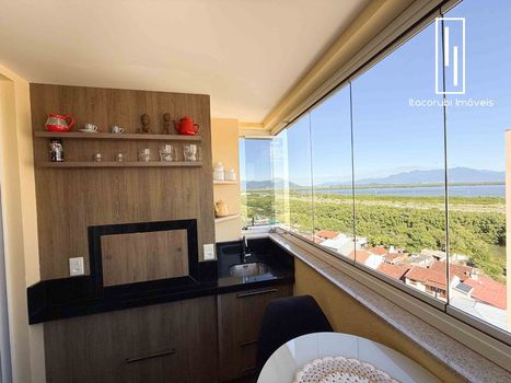 Foto 1 do(a) Apartamento de 2 quartos à venda em Costeira do Pirajubaé, Florianópolis