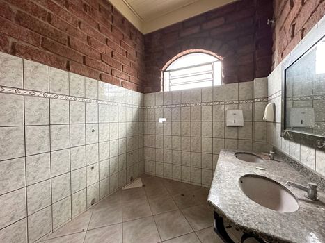Foto 5 do(a) Sala / Conjunto Comercial false para alugar em null, Dois Irmãos