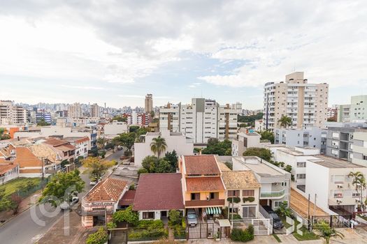 Foto 17 do(a) Apartamento de 2 quartos à venda em Santana, Porto Alegre