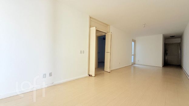 Foto 18 do(a) Apartamento de 2 quartos à venda em Petrópolis, Porto Alegre