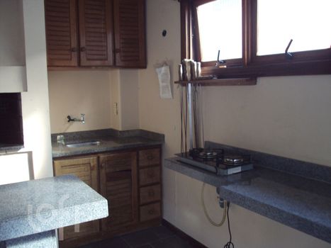 Foto 7 do(a) Apartamento de 3 quartos à venda em Jardim Lindóia, Porto Alegre
