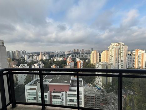 Foto 9 do(a) Cobertura de 3 quartos à venda em Vila Andrade, São Paulo