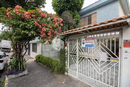 Foto 1 do(a) Casa de 3 quartos à venda em Vila Maria Baixa, São Paulo