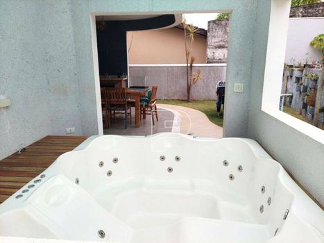 Foto 40 do(a) Casa em Condomínio de 3 quartos à venda em Residencial dos Lagos, Cotia