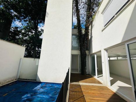 Foto 5 do(a) Apartamento de 4 quartos à venda em Jardim Petrópolis, São Paulo