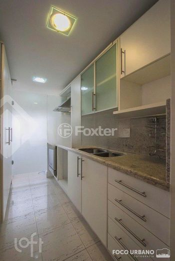 Foto 29 do(a) Apartamento de 2 quartos à venda em Petrópolis, Porto Alegre