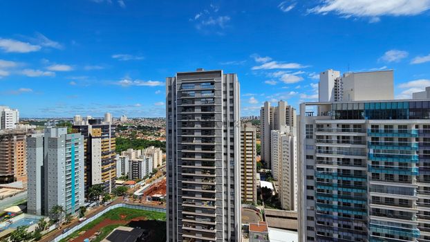 Foto 8 do(a) Apartamento de 3 quartos à venda em Gleba Fazenda Palhano, Londrina