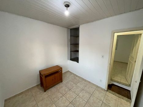 Foto 3 do(a) Casa de 2 quartos à venda em Jardim Itália, São Paulo