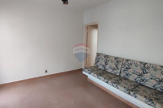 Foto 15 do(a) Casa de 3 quartos à venda em Centro, Lins