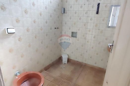 Foto 8 do(a) Casa de 3 quartos à venda em Centro, Lins