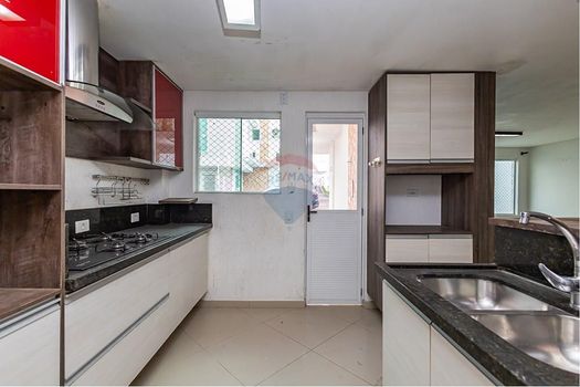 Foto 16 do(a) Casa em Condomínio de 3 quartos à venda em Boa Vista, Curitiba