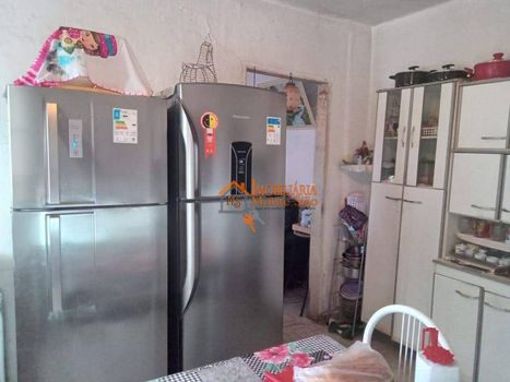 Foto 5 do(a) Casa de 6 quartos à venda em Jardim São Domingos, Guarulhos