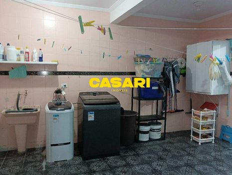 Foto 41 do(a) Casa de 3 quartos à venda em Jardim Las Vegas, Santo André