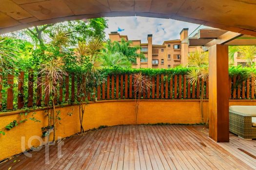 Foto 6 do(a) Apartamento de 3 quartos à venda em Chácara das Pedras, Porto Alegre