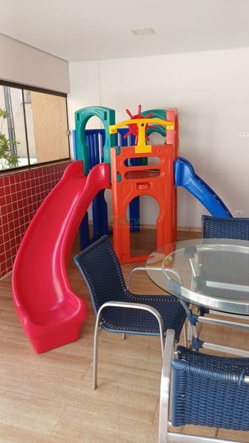 Foto 3 do(a) Apartamento de 4 quartos à venda em Centro, Londrina