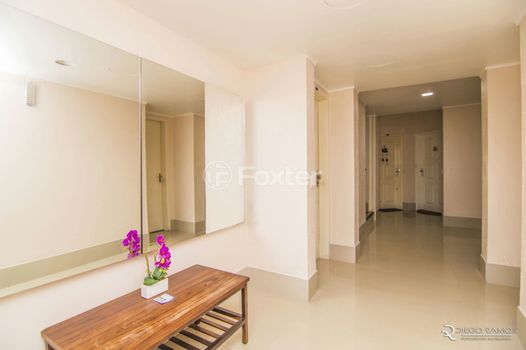 Foto 34 do(a) Apartamento de 2 quartos à venda em Petrópolis, Porto Alegre