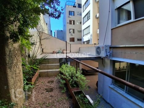 Foto 25 do(a) Apartamento de 2 quartos à venda em Petrópolis, Porto Alegre