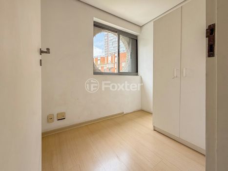 Foto 17 do(a) Apartamento de 4 quartos à venda em Jardim Londrina, São Paulo
