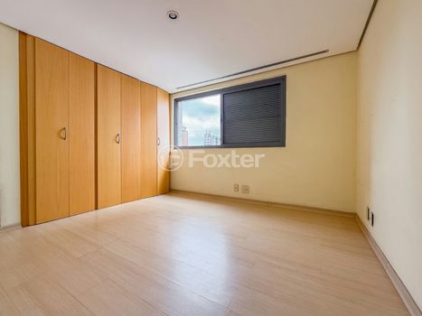 Foto 28 do(a) Apartamento de 4 quartos à venda em Jardim Londrina, São Paulo