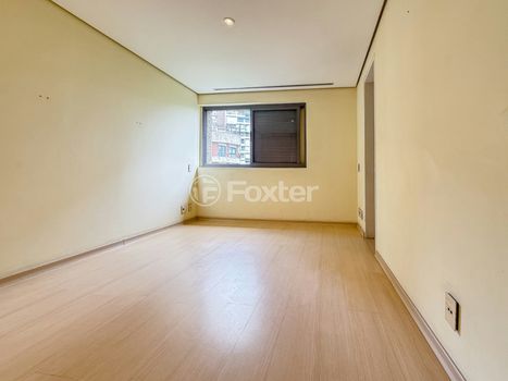 Foto 19 do(a) Apartamento de 4 quartos à venda em Jardim Londrina, São Paulo