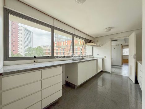 Foto 14 do(a) Apartamento de 4 quartos à venda em Jardim Londrina, São Paulo