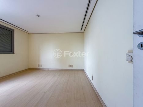 Foto 27 do(a) Apartamento de 4 quartos à venda em Jardim Londrina, São Paulo