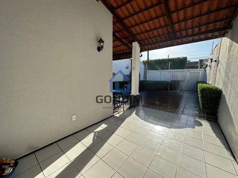 Foto 3 do(a) Casa de 3 quartos à venda em Boa Vista-Castelão, Fortaleza