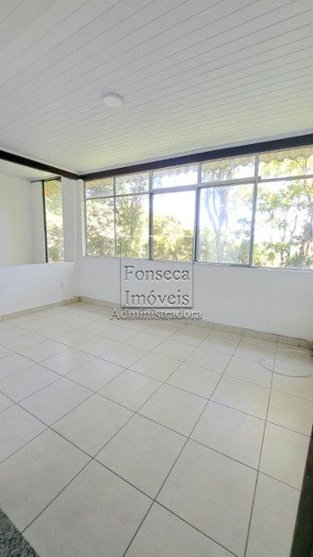 Foto 2 do(a) Casa de 4 quartos à venda em Independência, Petrópolis