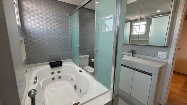 Foto 15 do(a) Apartamento de 4 quartos à venda em Vila Bertioga, São Paulo