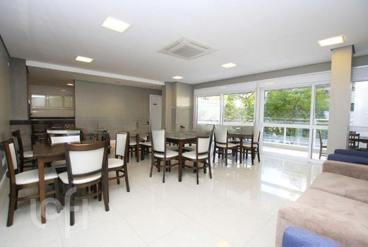 Foto 17 do(a) Apartamento de 2 quartos à venda em Petrópolis, Porto Alegre