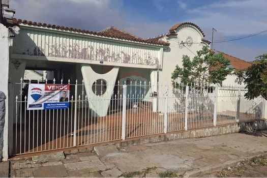 Foto 17 do(a) Casa de 4 quartos à venda em Vila América, Lins