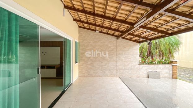 Foto 3 do(a) Casa em Condomínio de 4 quartos à venda em Sapiranga-Coité, Fortaleza