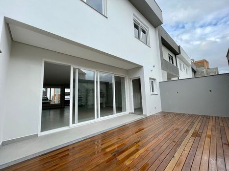 Foto 33 do(a) Casa em Condomínio de 3 quartos à venda em Ipanema, Porto Alegre