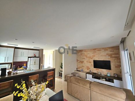 Foto 2 do(a) Casa em Condomínio de 3 quartos à venda em Chácara Quiriri, Carapicuíba