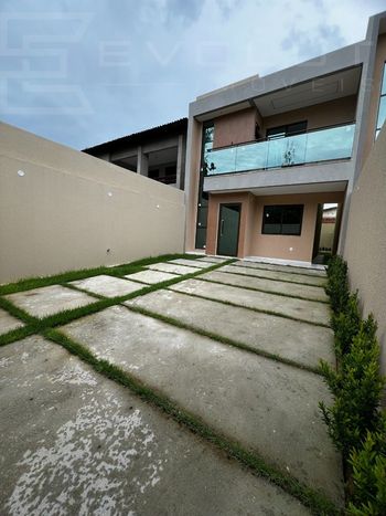 Foto 1 do(a) Casa de 4 quartos à venda em Jardim das Oliveiras, Fortaleza