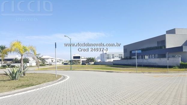 Foto 2 do(a) Terreno false à venda em Condomínio Chácara Serimbura, São José dos Campos