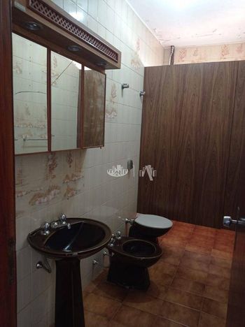 Foto 3 do(a) Casa de 4 quartos à venda em Jardim Shangri-la A, Londrina