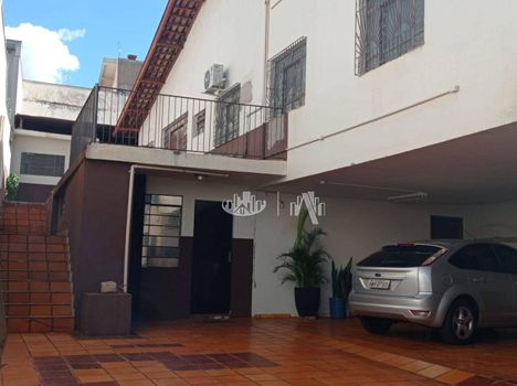 Foto 6 do(a) Casa de 4 quartos à venda em Jardim Shangri-la A, Londrina