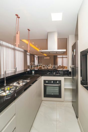 Foto 45 do(a) Apartamento de 2 quartos à venda em Passo da Areia, Porto Alegre