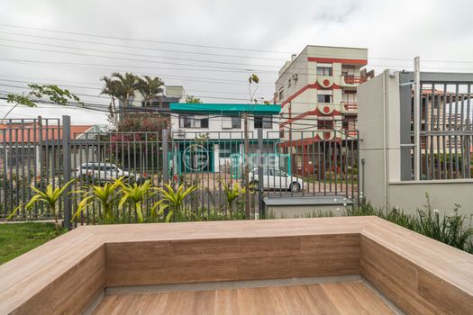 Foto 44 do(a) Apartamento de 2 quartos à venda em Passo da Areia, Porto Alegre